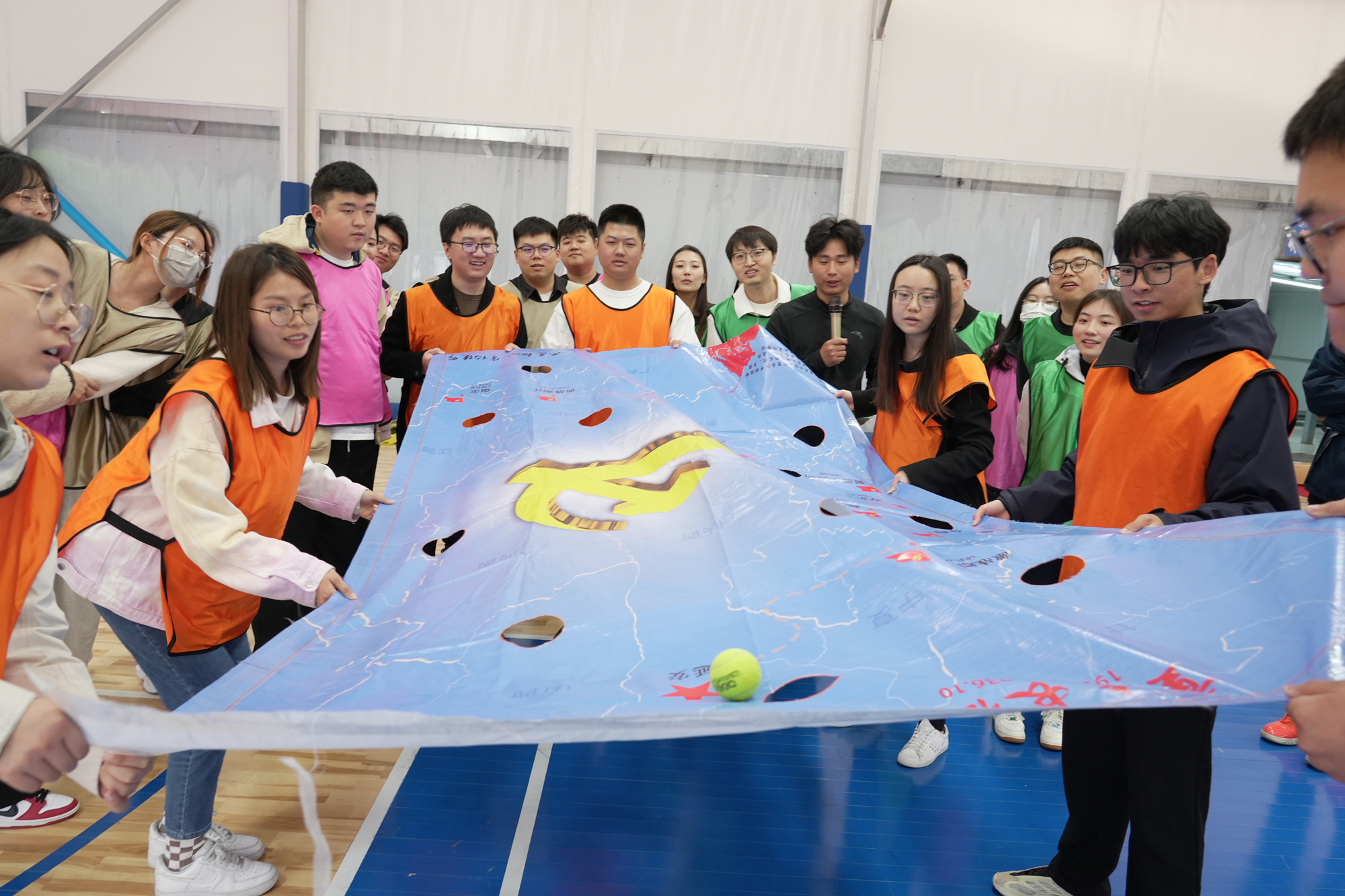 悅達(dá)香港團(tuán)委聯(lián)合悅達(dá)南方團(tuán)委舉辦“五四青年節(jié)”主題團(tuán)日活動