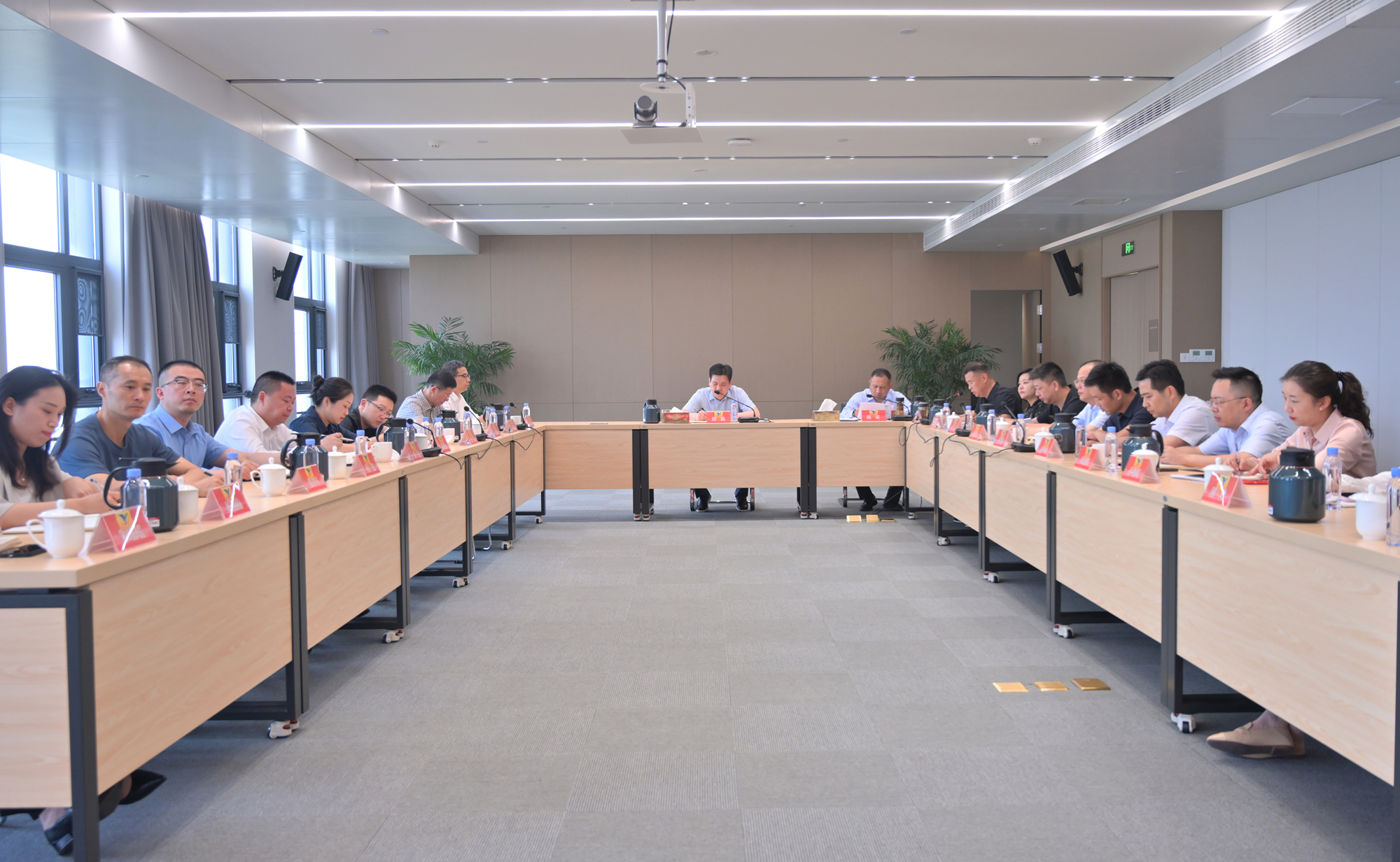 平臺(tái)召開(kāi)2024半年度營(yíng)銷(xiāo)專(zhuān)題會(huì)議